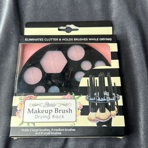 $15:BNiB |Beauty Cube Makeup Brush Drying Rack